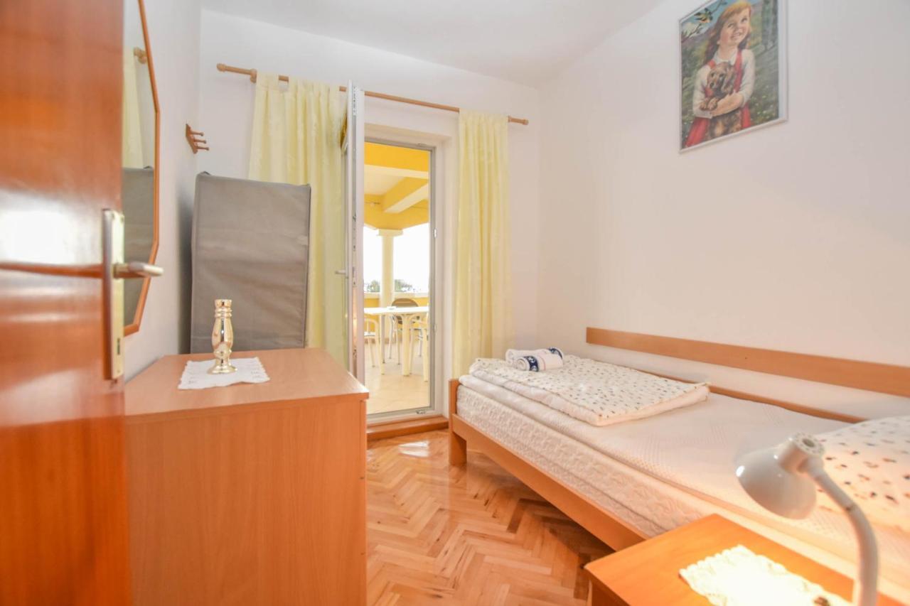 Apartments Dandelion Biograd Na Moru Exterior foto